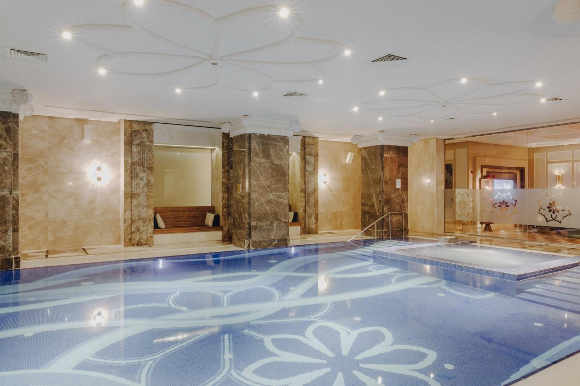 Lords Palace Hotel Spa Casino Kyrenia  Bagian luar foto