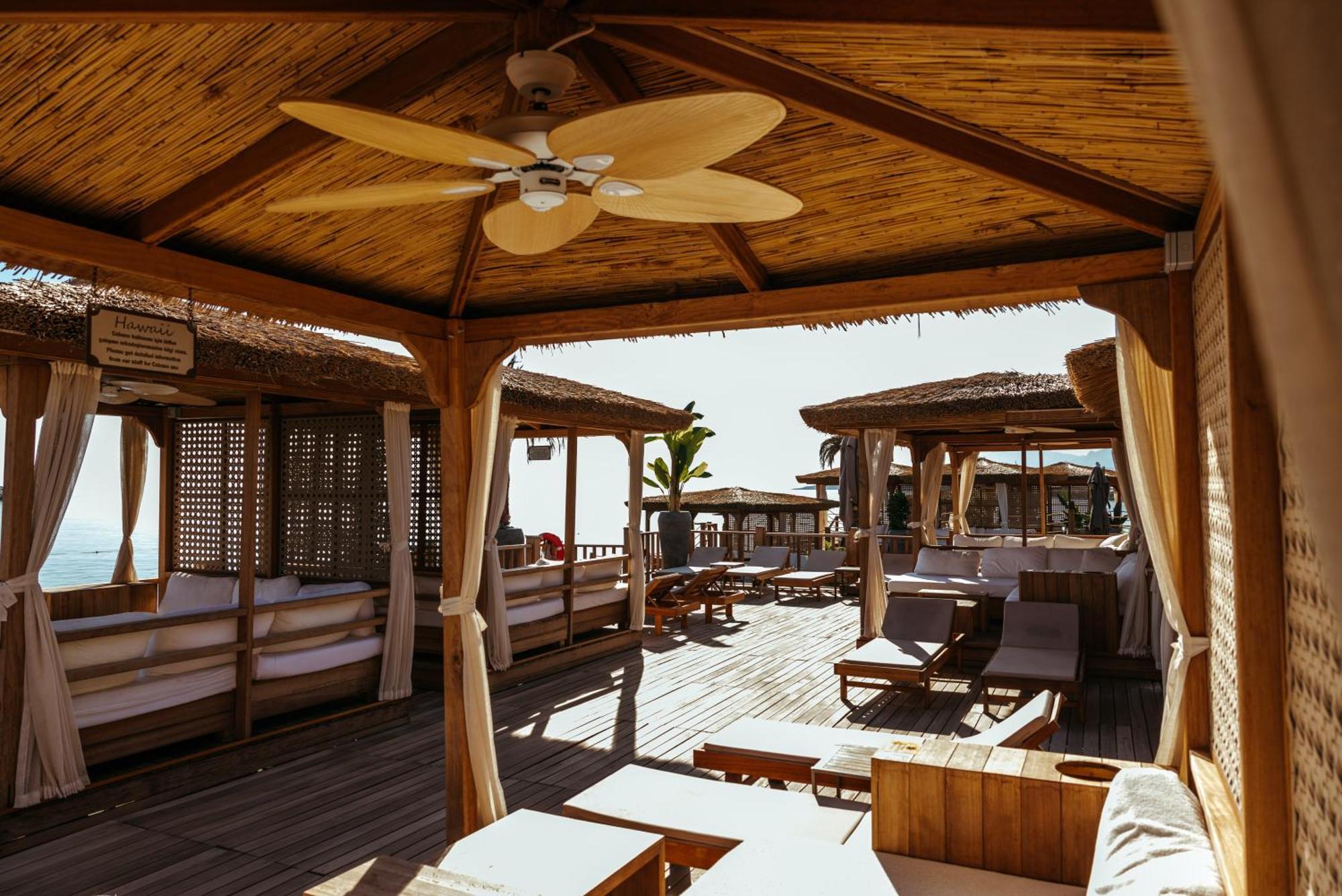 Lords Palace Hotel Spa Casino Kyrenia  Bagian luar foto