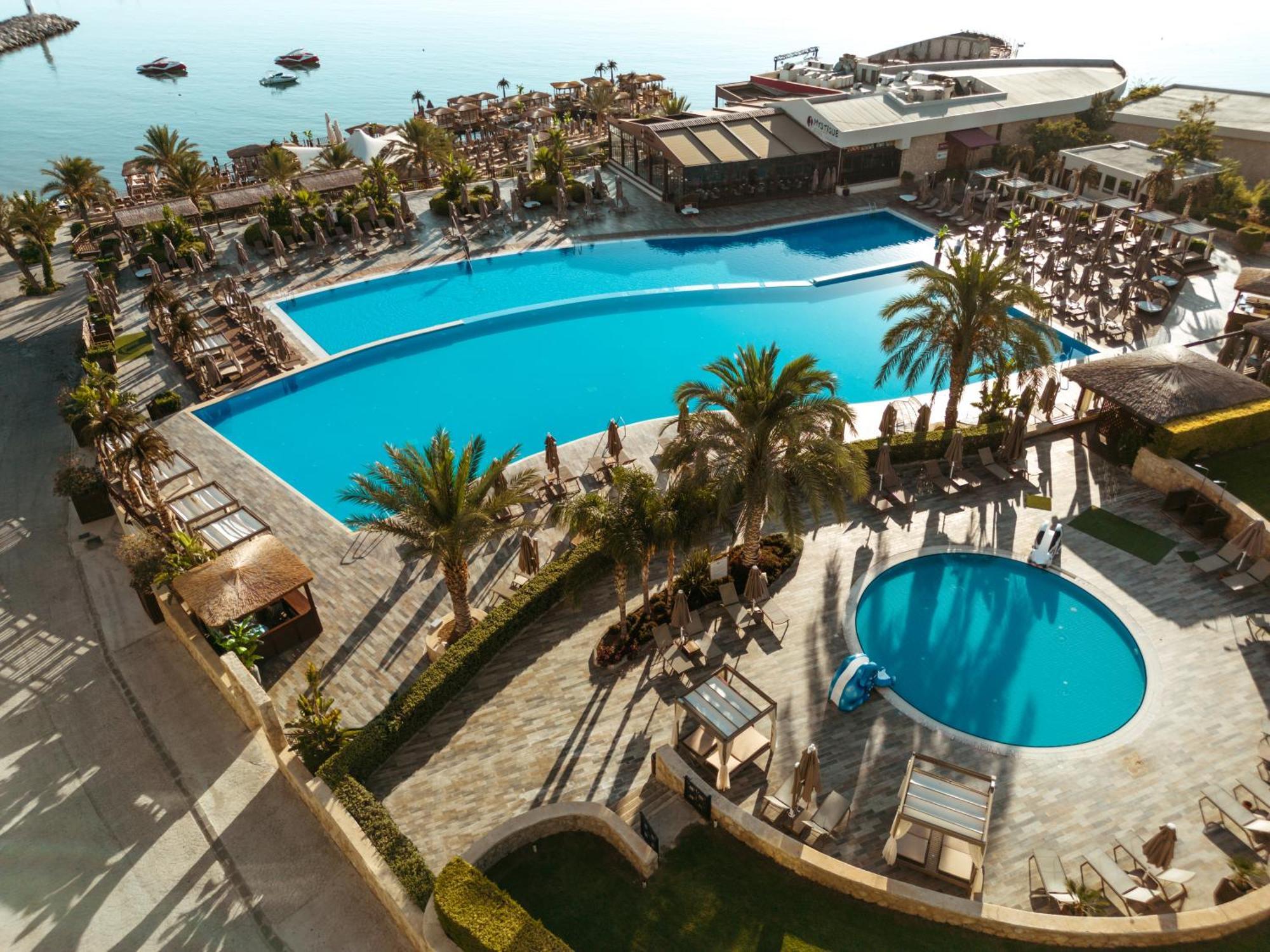 Lords Palace Hotel Spa Casino Kyrenia  Bagian luar foto